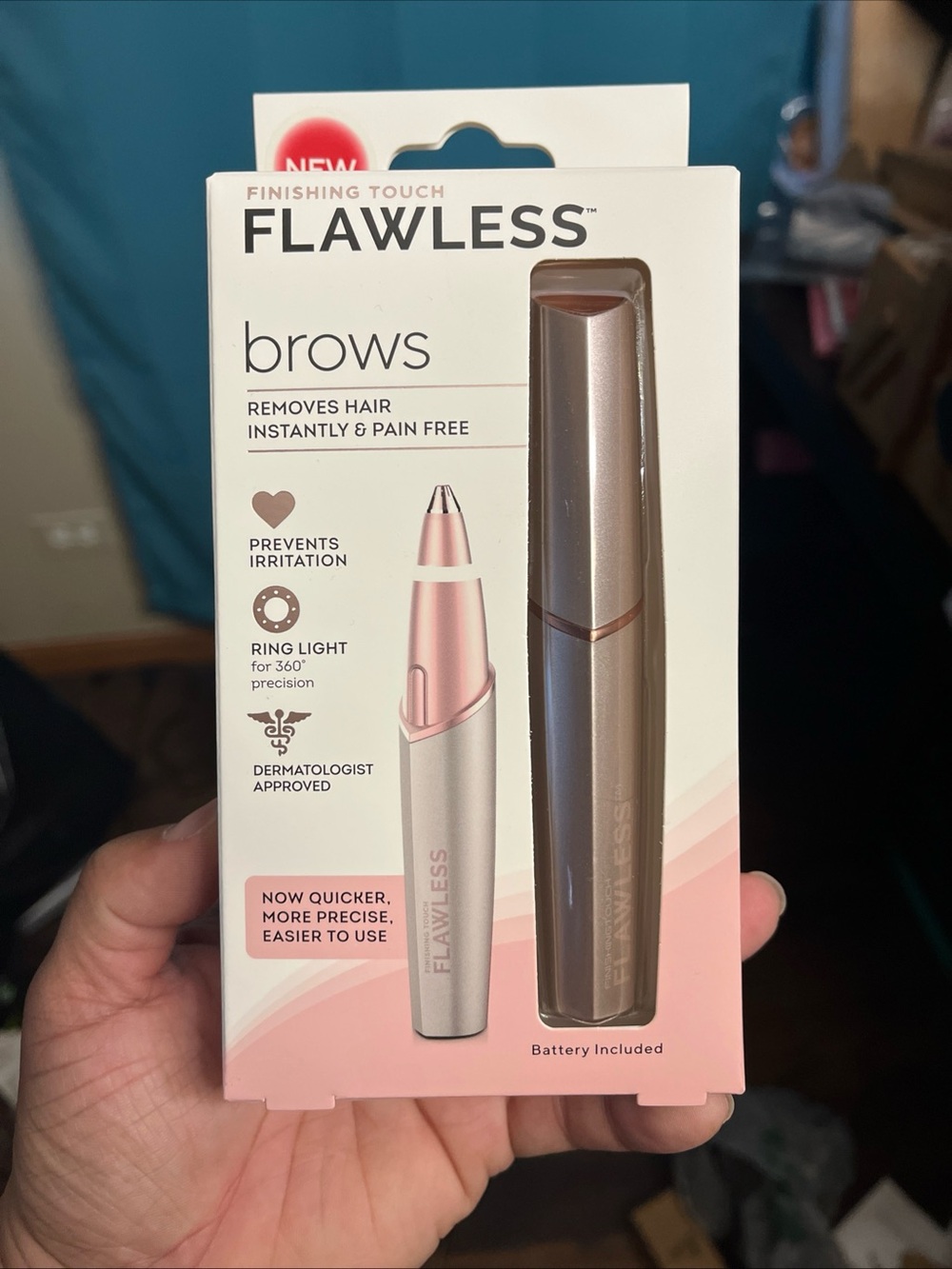 Flawless Brows Electric Eyebrow Trimmer — Rose Gold in